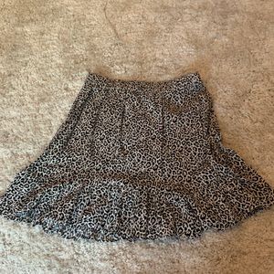 Leopard flowy mini skirt